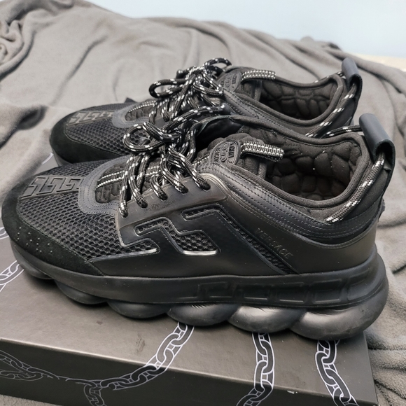 VERSACE CHAIN REACTION SNEAKERS - Picture 11 of 12